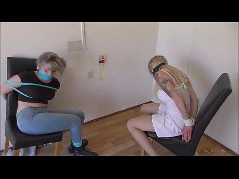 ❤️ Verslaafd / vastgebonden en de mond gesnoerd / jonkvrouw in nood Super porn at nl.com-porn-hat.ru